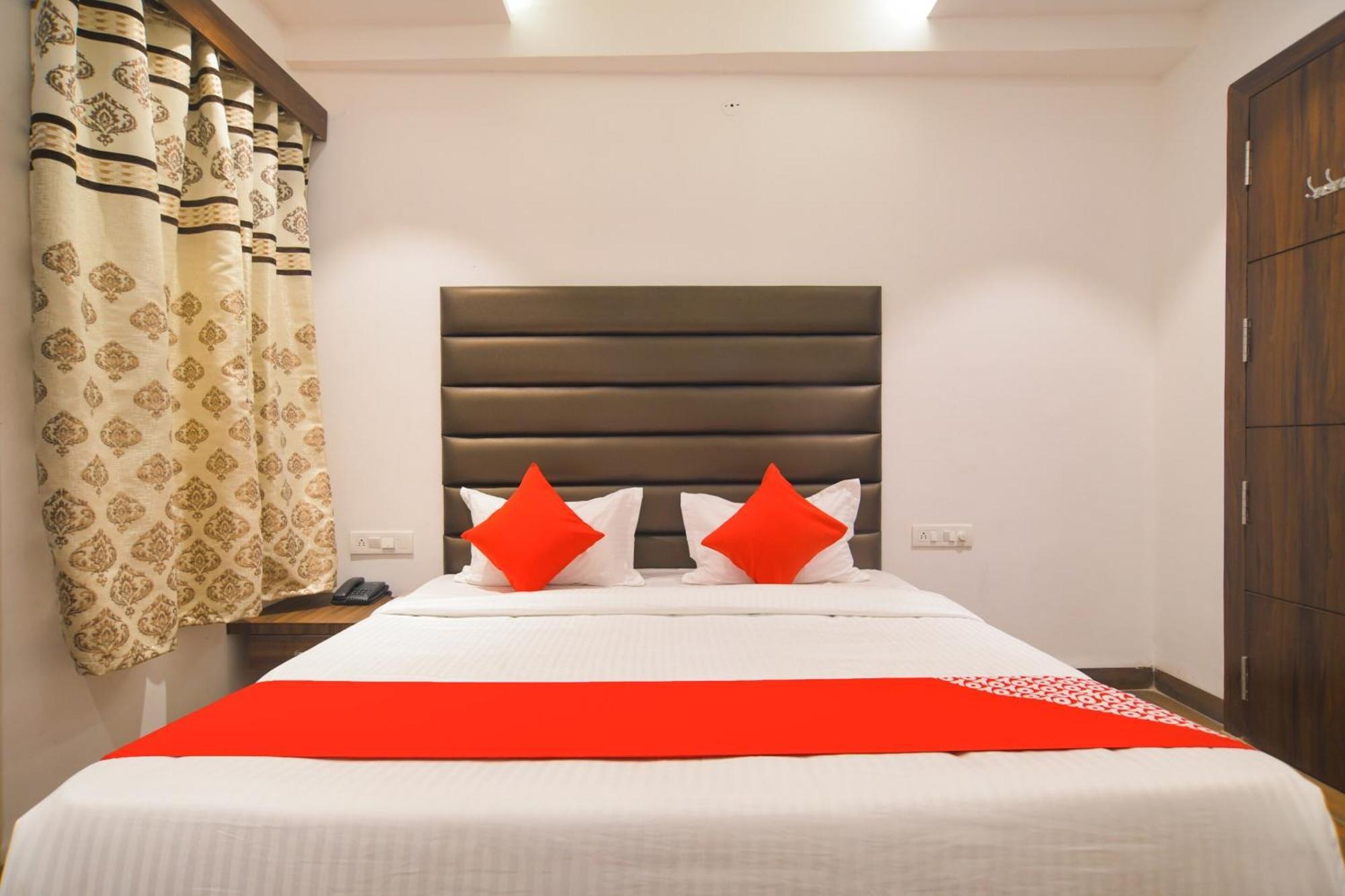 Hotel O Rudraksh Indaur Exteriér fotografie
