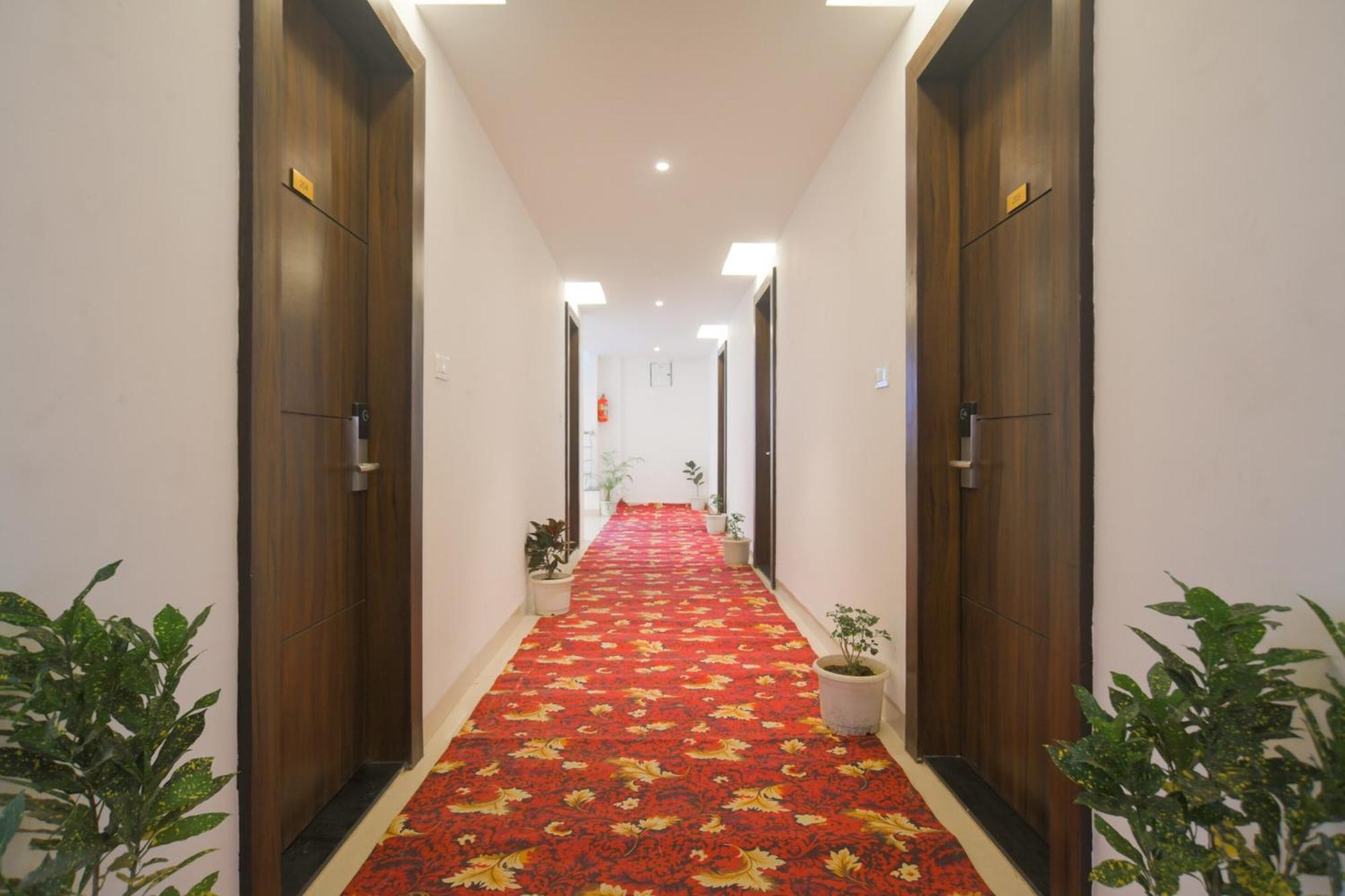Hotel O Rudraksh Indaur Exteriér fotografie